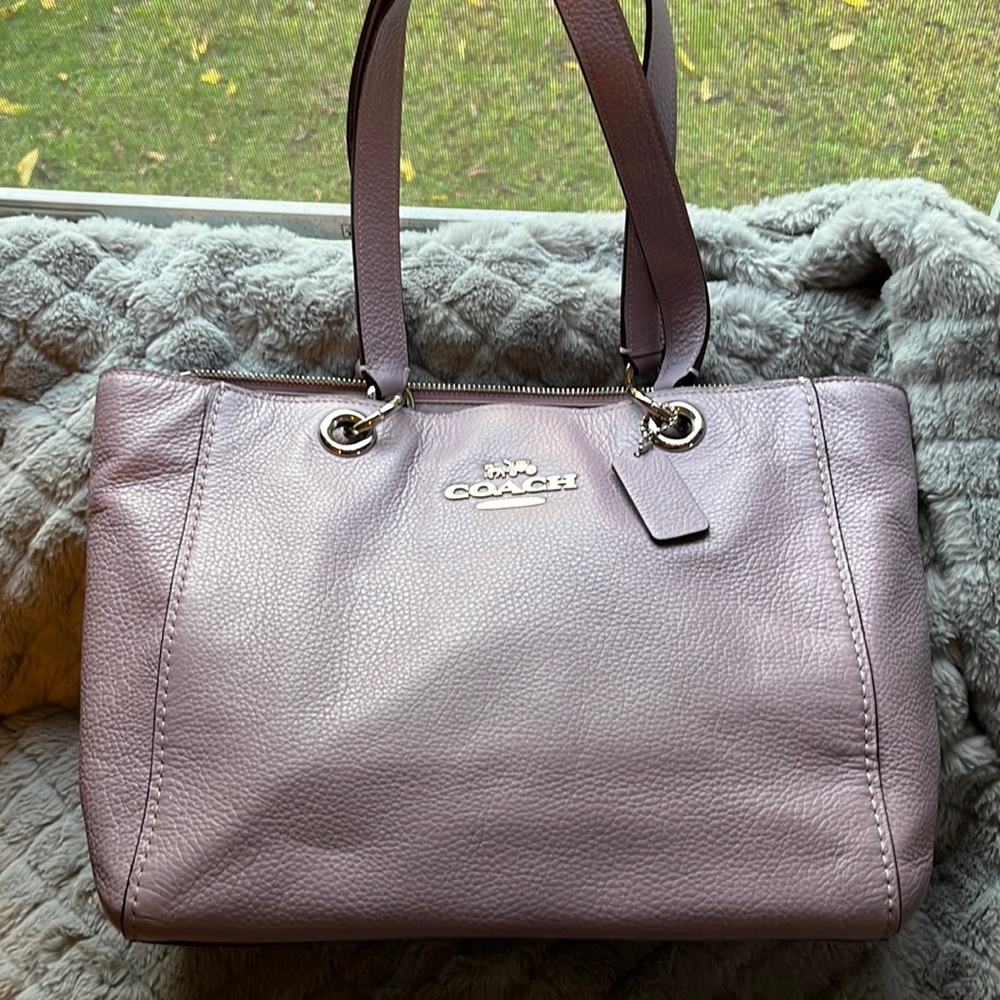 Coach bag. Soft leather light purple bag
